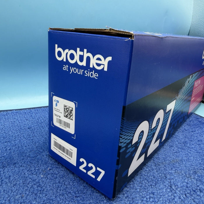 8222120
