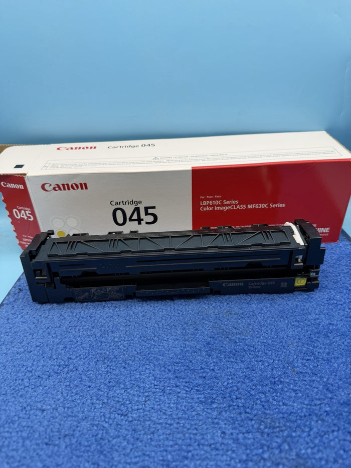 8125640