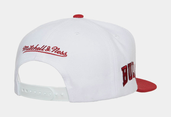 Chicago Bulls Cherry Bomb Snapback Mens Hat (White/Red)