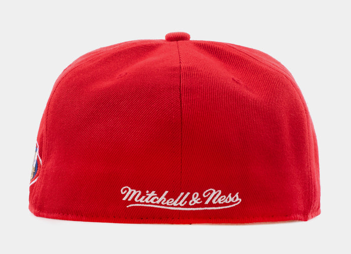 Chicago Bulls Fitted Hat Mens Hat (Red)
