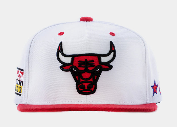 Chicago Bulls Snapback Cap Mens Hat (White/Red)