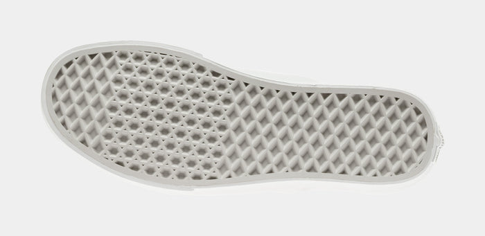 Classic Slip On Mens Skate Shoe (White)