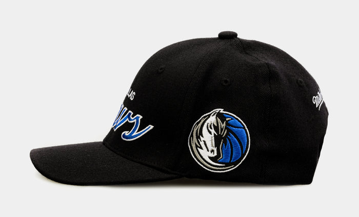 Dallas Mavericks Team Script 2.0 Mens Snapback Hat (Black)