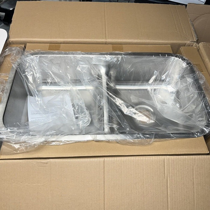 5804936