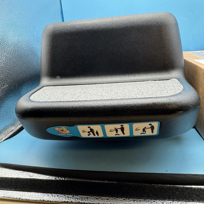 8214385