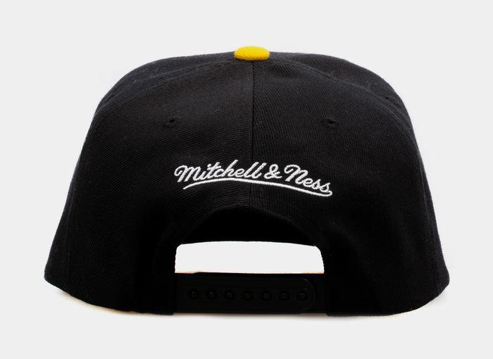 Los Angeles Lakers Championship Snapback Mens Hat (Black)