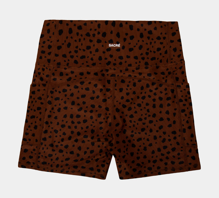 Skylar Biker Shorts Womens Shorts (Brown)